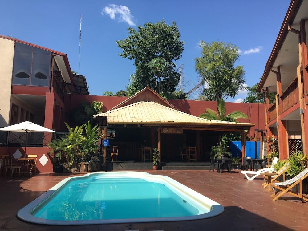 Tupa Boutique Hotel Puerto Iguazu Exterior photo